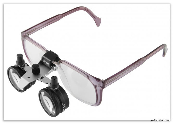 Бинокулятные очки лупы Zenit.jpg