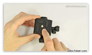 Резиновые башмаки быстросъёмной площадки для фиксации камеры.