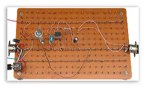 Схема простого микрофонного предусилителя на одном транзисторе
